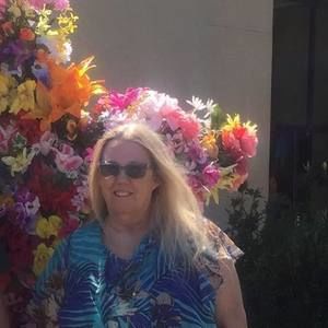 Meet your Posher, Donna